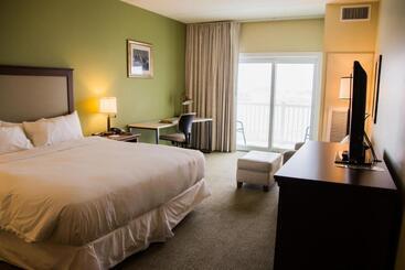 فندق The Inn At Harbor Shores