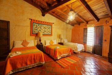 Пансион Casona De Manzano