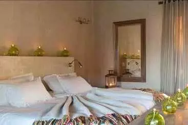 هتل Emanya At Etosha Game Lodge