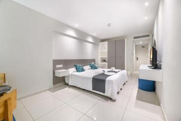 ホテル River Rock