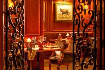 هتل Siva Grand Beach