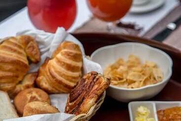 هتل Villa Inle Boutique Resort