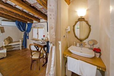 Apartament Residence Porta Antica Centro Storico