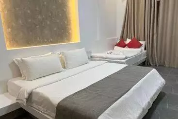 Lomakeskus Bohol Coastal View