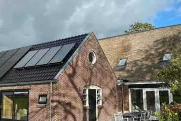 ベッドアンドブレックファースト Benbijdokkum