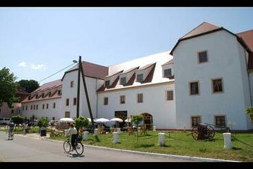 酒店 Rittergut Dröschkau