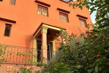 بنسيون Ourika Lodge The Healing Place