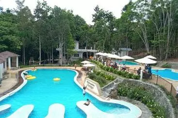 Mt Hamiguitan Escape Resort