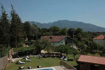 膳宿费 Yesil Kelebek Ev