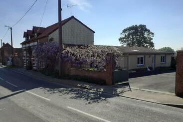 ベッドアンドブレックファースト 14 18 Somme Chambres