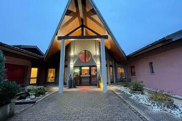 בית מלון כפרי Hôtel Edirol