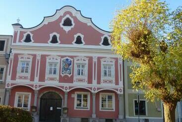 Hotelli Café   Konditorei Schröckmayr Kastner