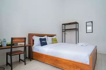 Urbanview Hotel Sky Batu Malang By Reddoorz