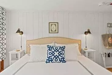 Hotell The Seagrove Suites & Guest Rooms