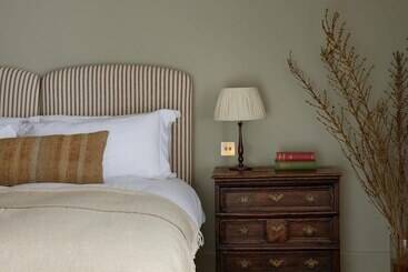 فندق The Bradley Hare