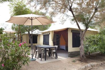 ホテル Camping Gavina