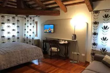 فندق Donna Lucia