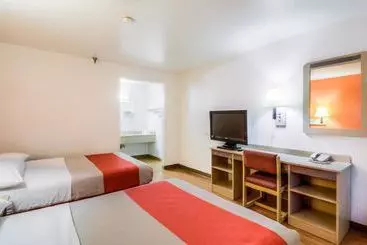 Motel 6 Chicago - Elk Grove