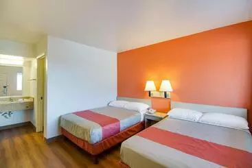Motel 6 Phoenix, Az   East