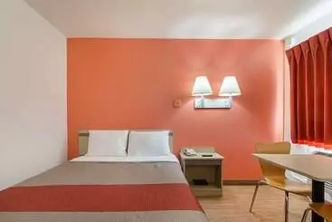 Motel 6topeka, Ks Northwest