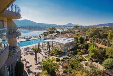 בית מלון כפרי Costa Salina