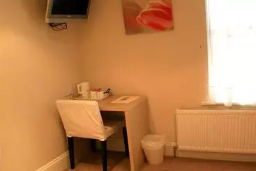 فندق The Kelvin Guest House