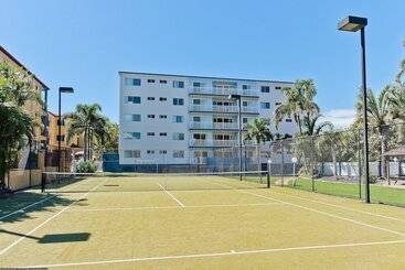 White Crest Apartments