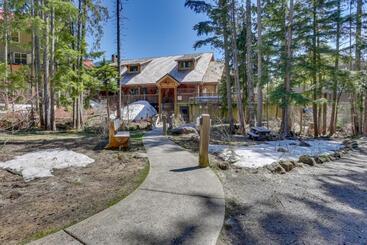 Otel The Chefs Chalet At Collins Lake