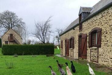 פנסיון Maison Moomoons