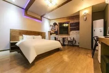 Eumseong Rich Self Check In Motel