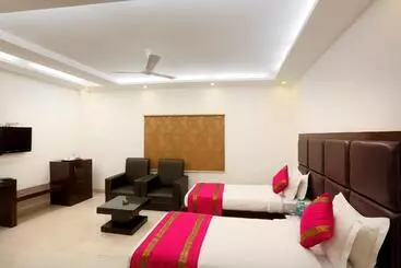 ホテル Anand Lok Inn