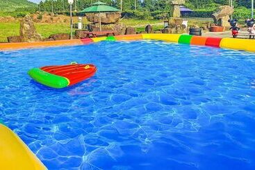 Seogwipo Sangsangnamu Kiz Pension