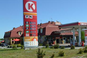 호텔 I Restauracja Jaskolka