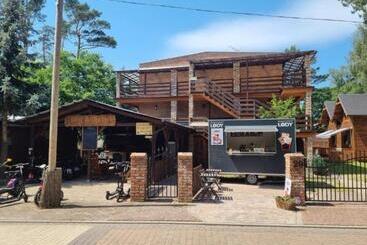 펜션 Domki Pod Dębami