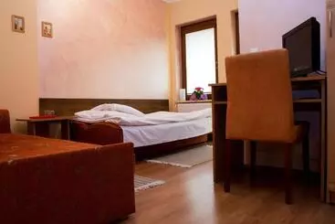 ベッドアンドブレックファースト Dom Gościnny Pod Górą