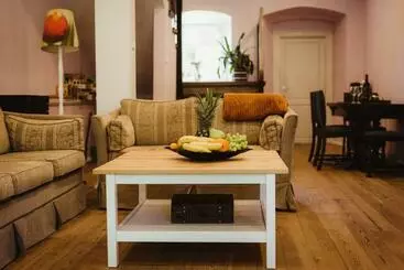 Aamiaismajoitus (B&B) Lawendowa Stajnia