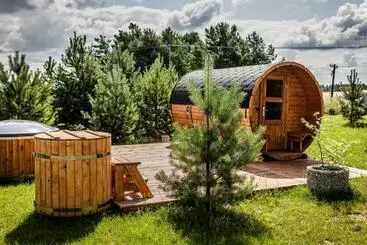 Majatalo 4 Pokoje Swory