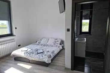 Pensión Noclegi 24/h Leszczynek