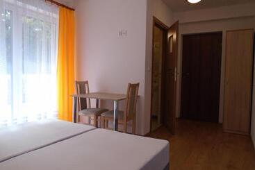 پانسیون Willa Halusia