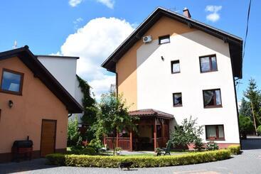 Majatalo Willa Kalina