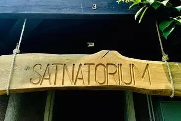 ベッドアンドブレックファースト Satnatorium