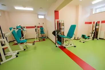 リゾートホテル Centrum Promocji Leśnictwa W Mucznem