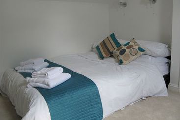 Bed and Breakfast Number 64