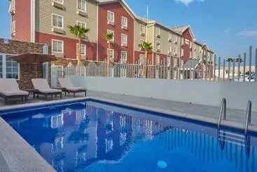 شقة فندقية Extended Suites Monterrey Aeropuerto