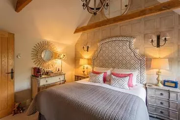 Holly Lodge Boutique B&b