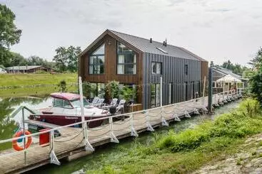 Apartamenty Kapitańskie   Pływające