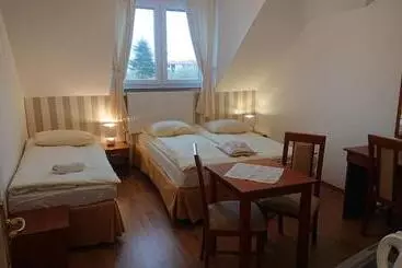 Aamiaismajoitus (B&B) Letnia Willa Jacuzzi & Sauna