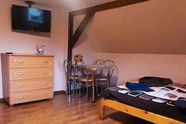 ,pod Skałkami    świeradów Zdrój Okolica ,pokoje Z łazienkami I Aneksami Kuchennymi