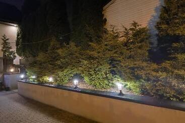 הוסטל Zajazd Leśny Zakątek Dawniej Zajazd Don Kichot