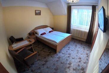 호스텔 Zajazd Tip Top